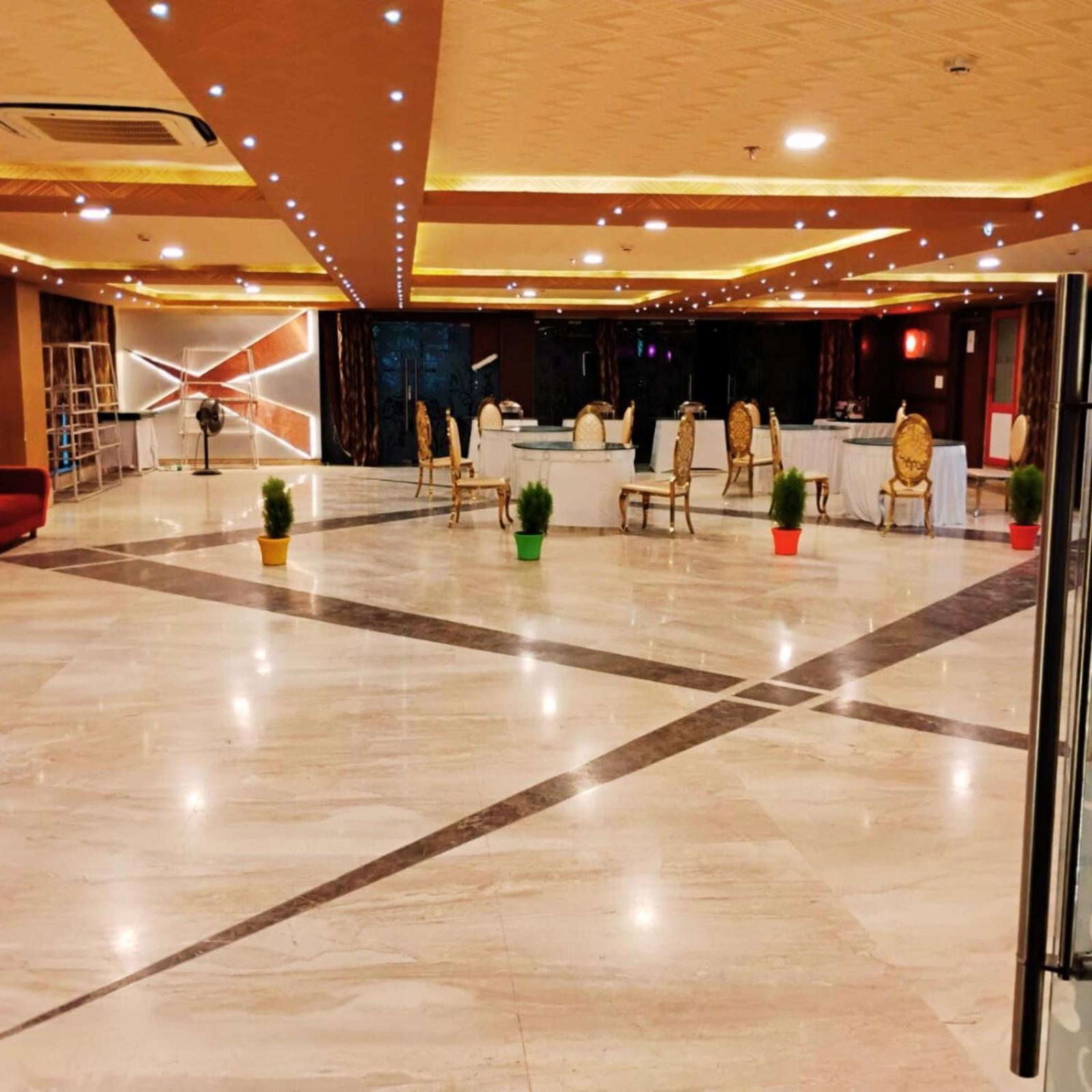 לקנאו Hotel Lake View Grand מראה חיצוני תמונה