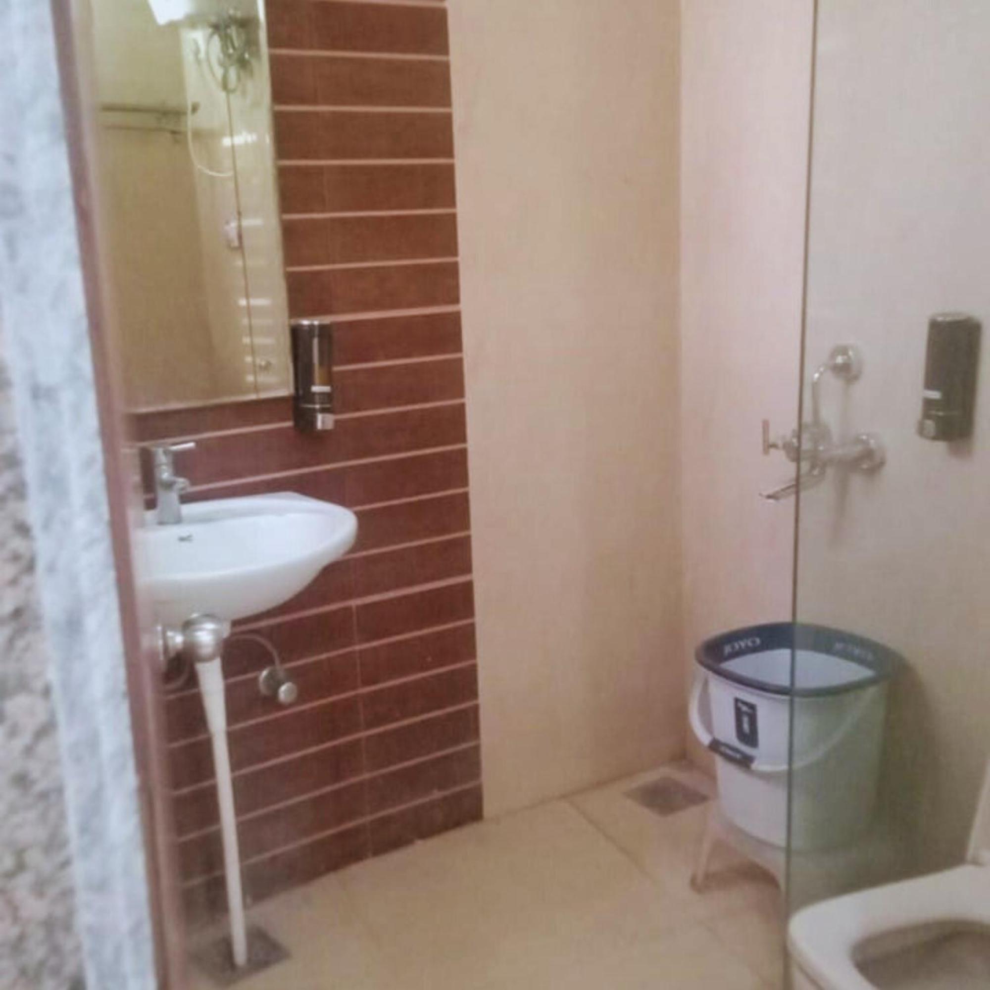 לקנאו Hotel Lake View Grand מראה חיצוני תמונה