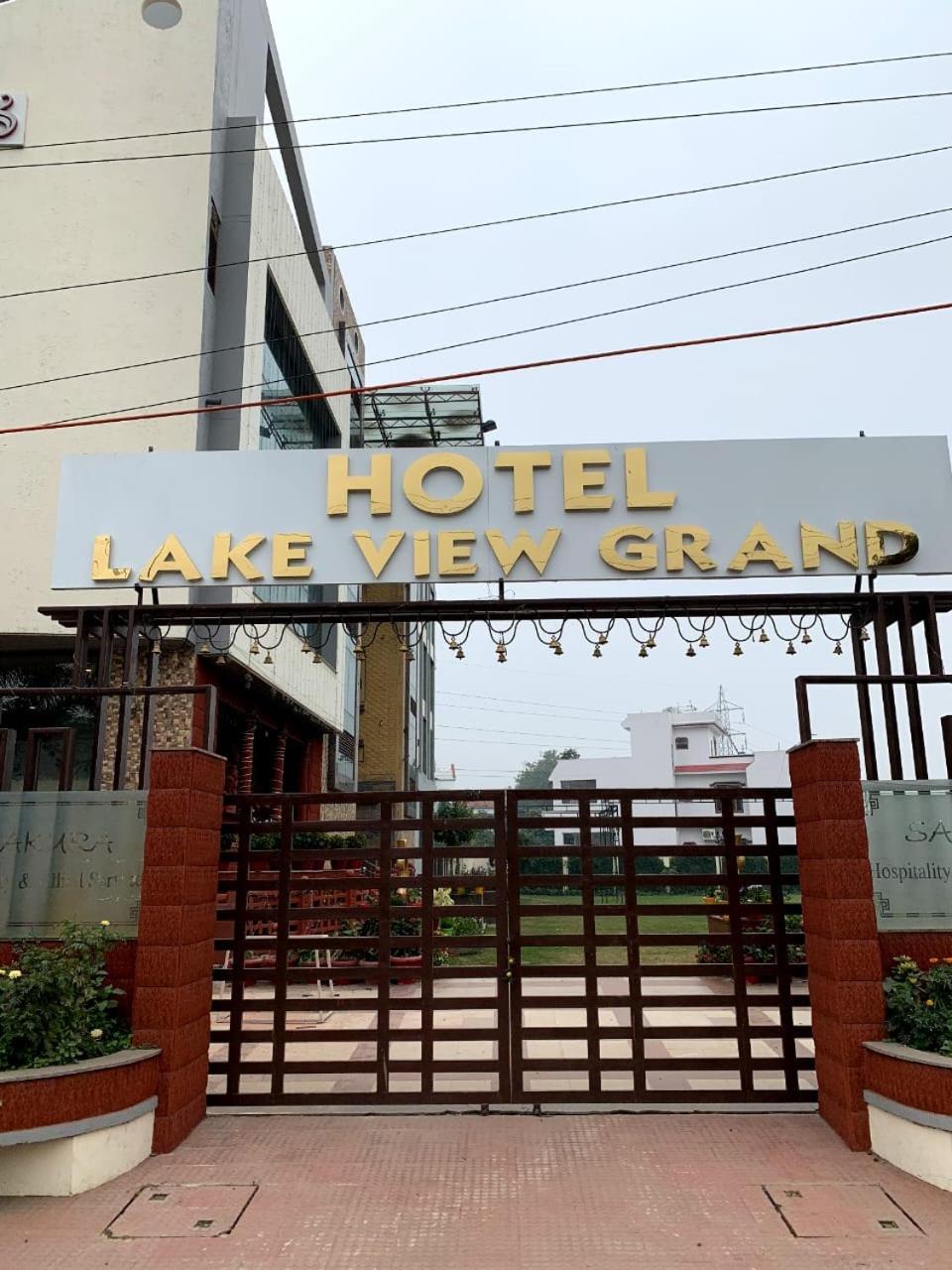 לקנאו Hotel Lake View Grand מראה חיצוני תמונה