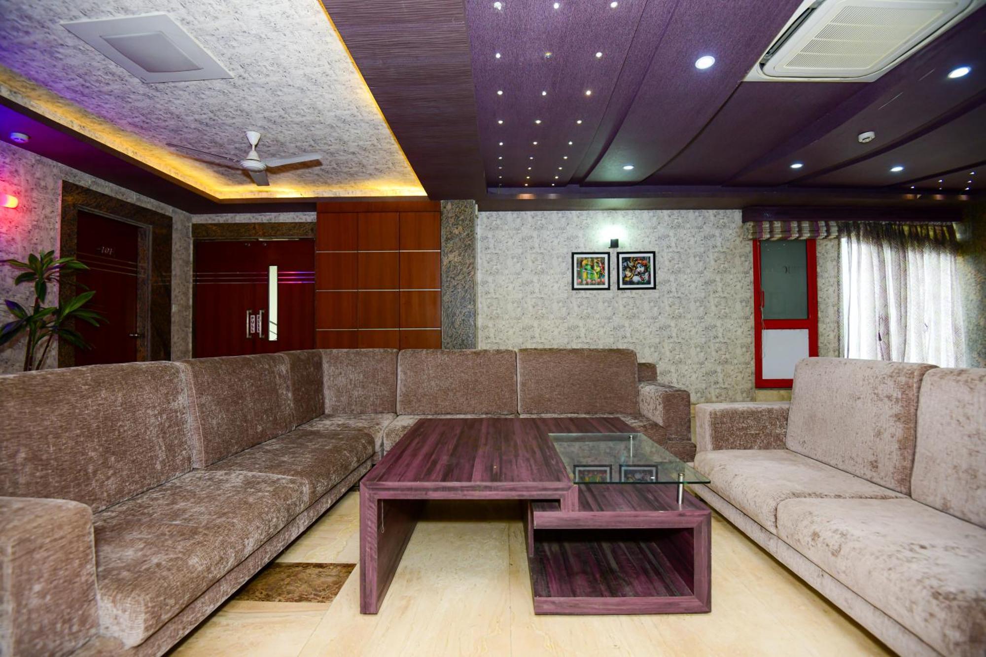 לקנאו Hotel Lake View Grand מראה חיצוני תמונה