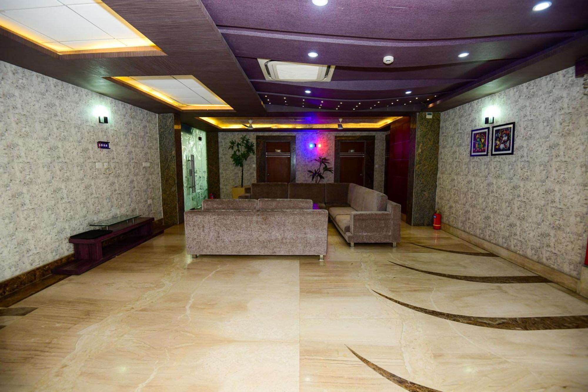 לקנאו Hotel Lake View Grand מראה חיצוני תמונה